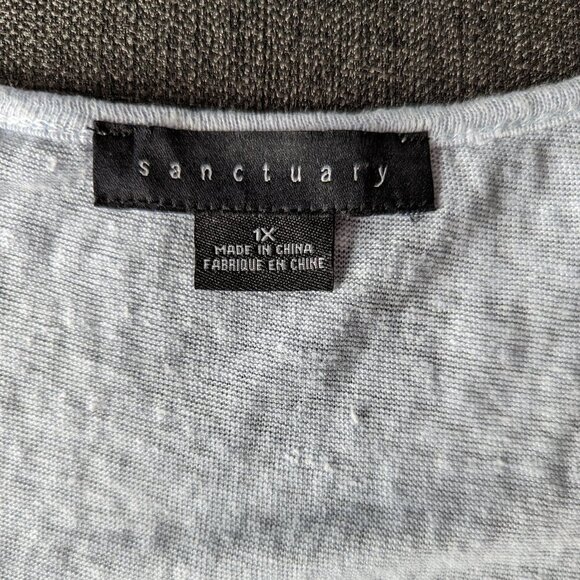 Lightweight Linen and Rayon Faux Layered Short Sleeved Top - Picture 4 of 10